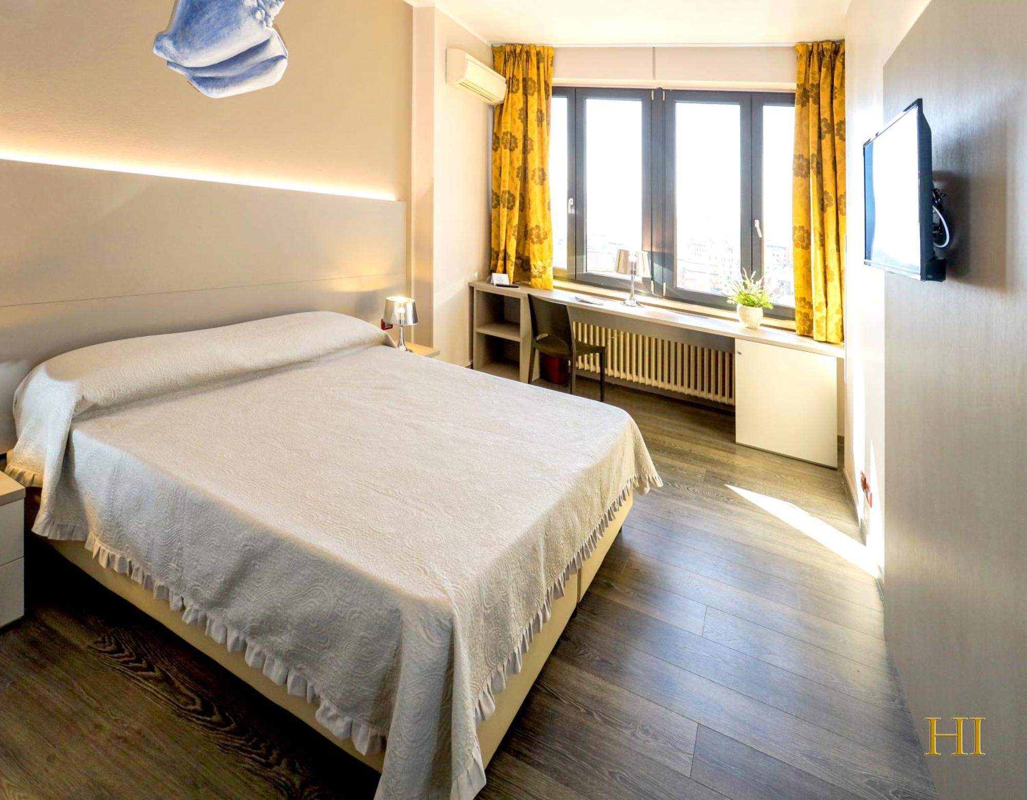 לריצ'י Hotel Italia מראה חיצוני תמונה