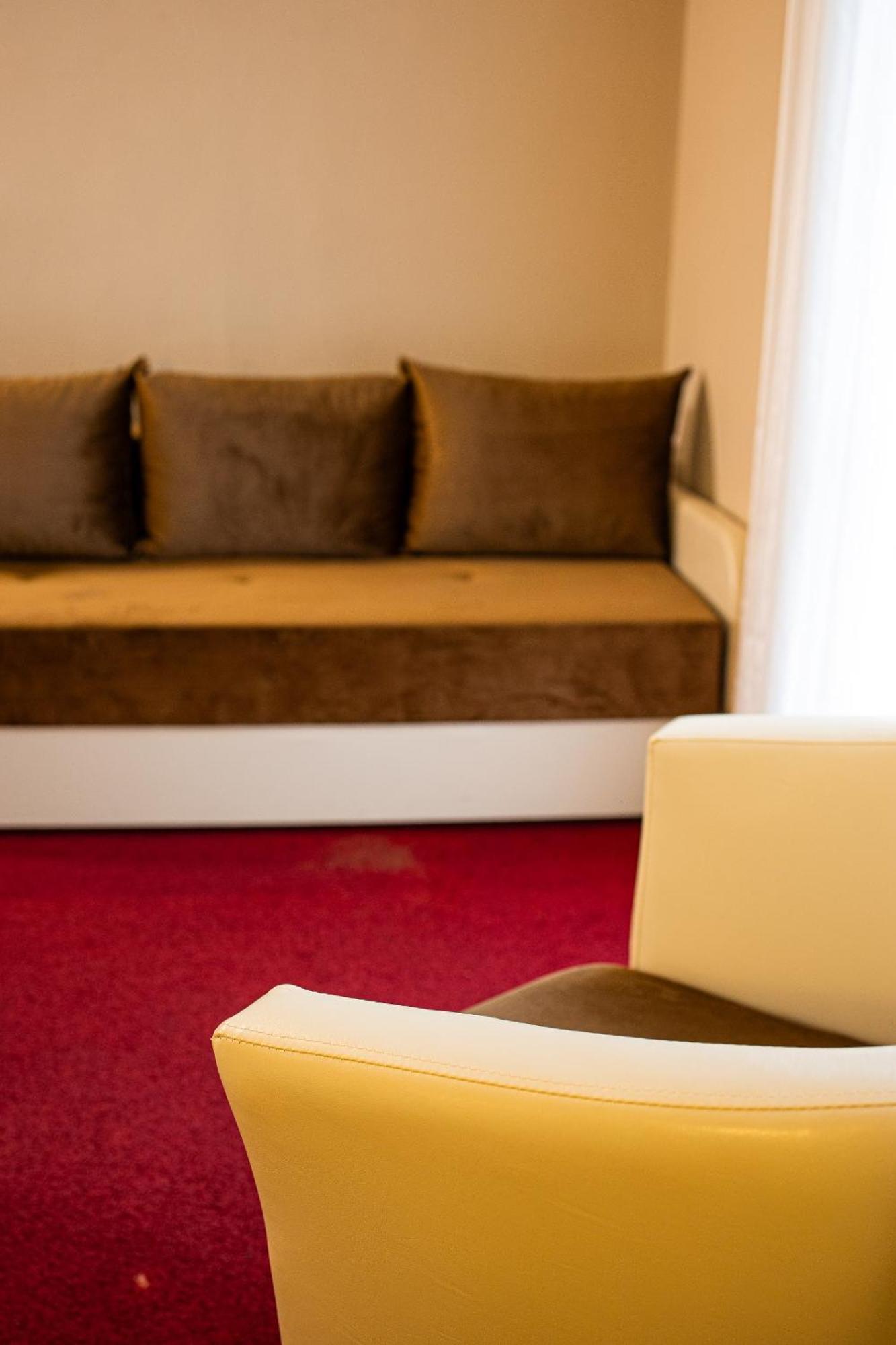 לריצ'י Hotel Italia מראה חיצוני תמונה