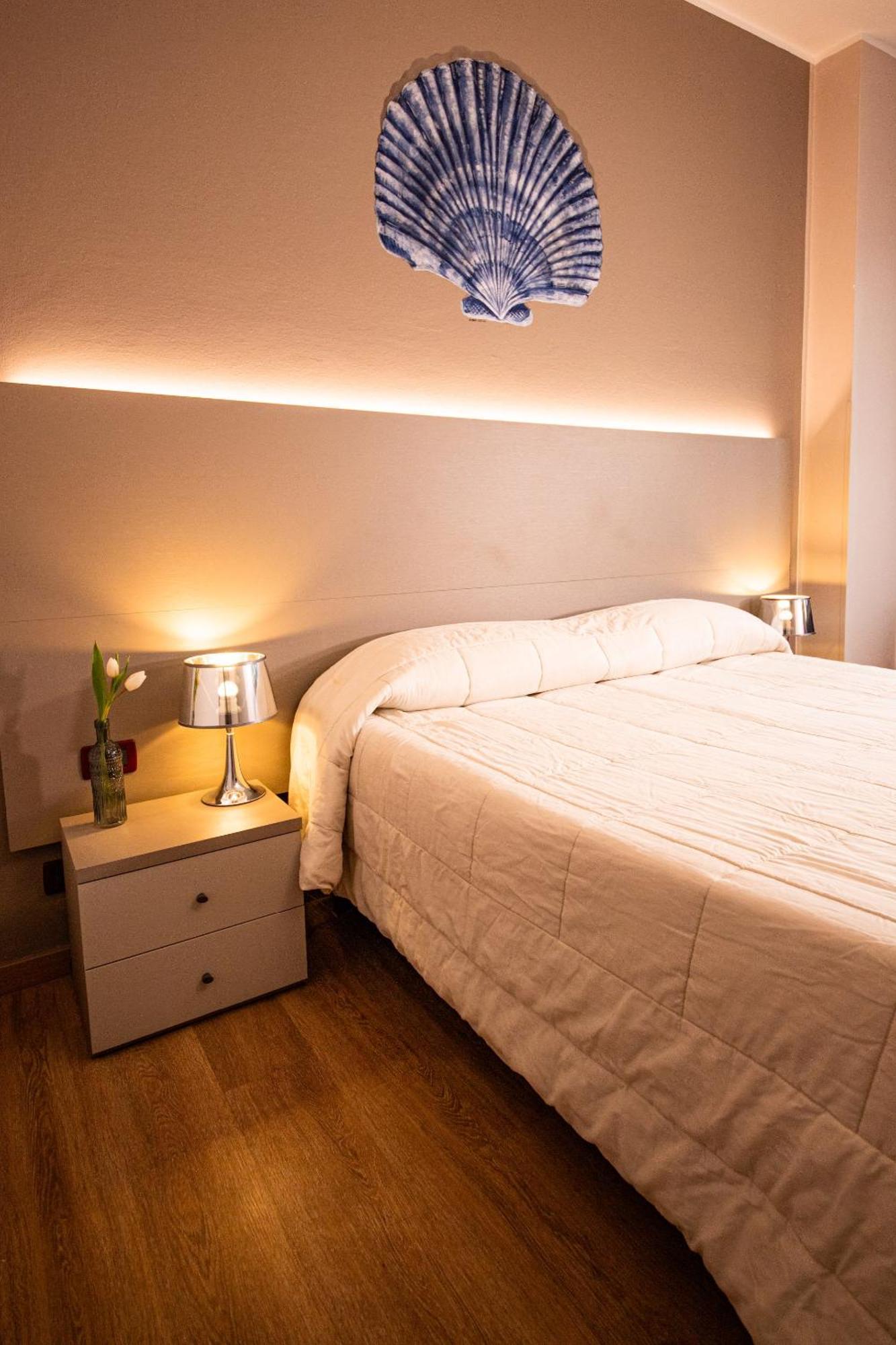 לריצ'י Hotel Italia מראה חיצוני תמונה